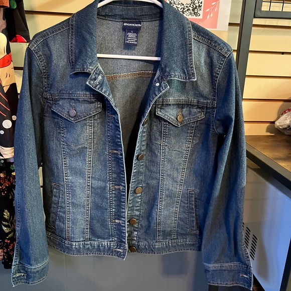 Custom Denim Jacket with Fringe and Western Design - Picture 2 of 2